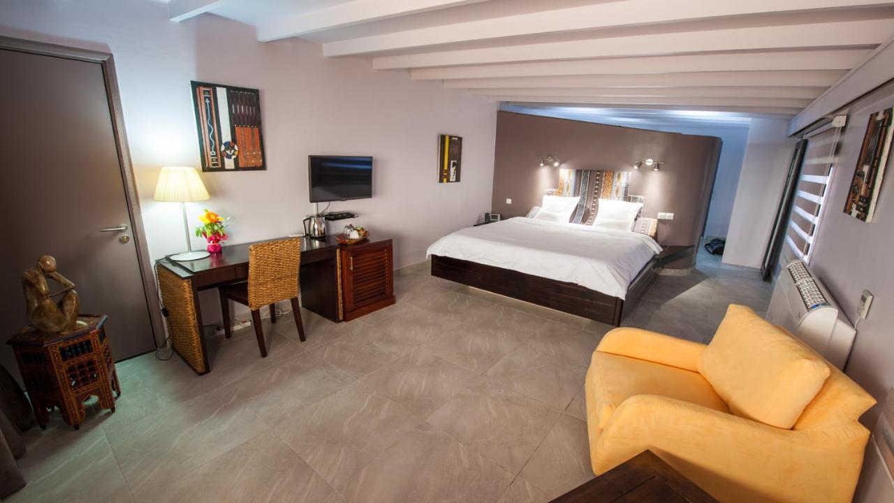Residence Hoteliere Du Phare Libreville Exterior photo