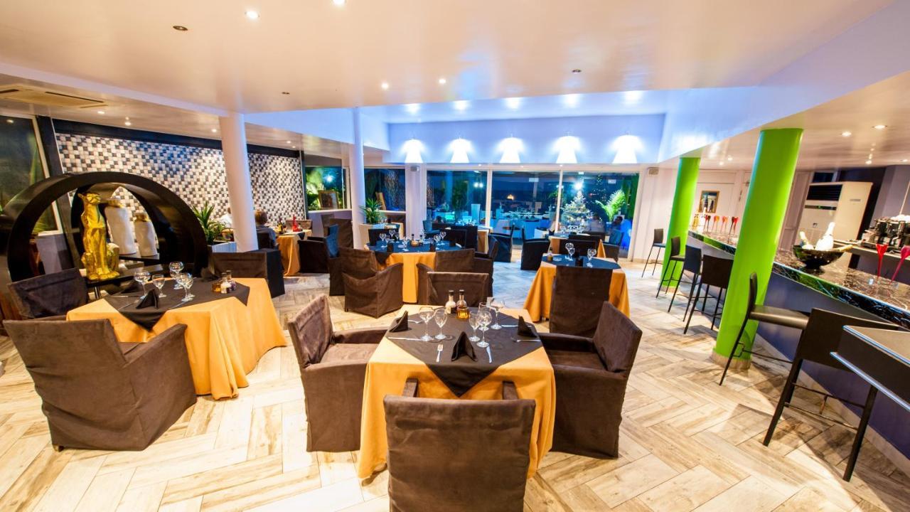 Residence Hoteliere Du Phare Libreville Exterior photo