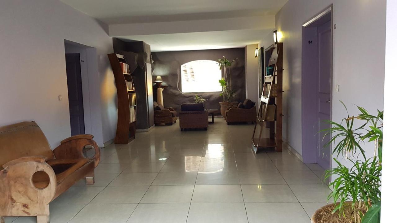 Residence Hoteliere Du Phare Libreville Exterior photo