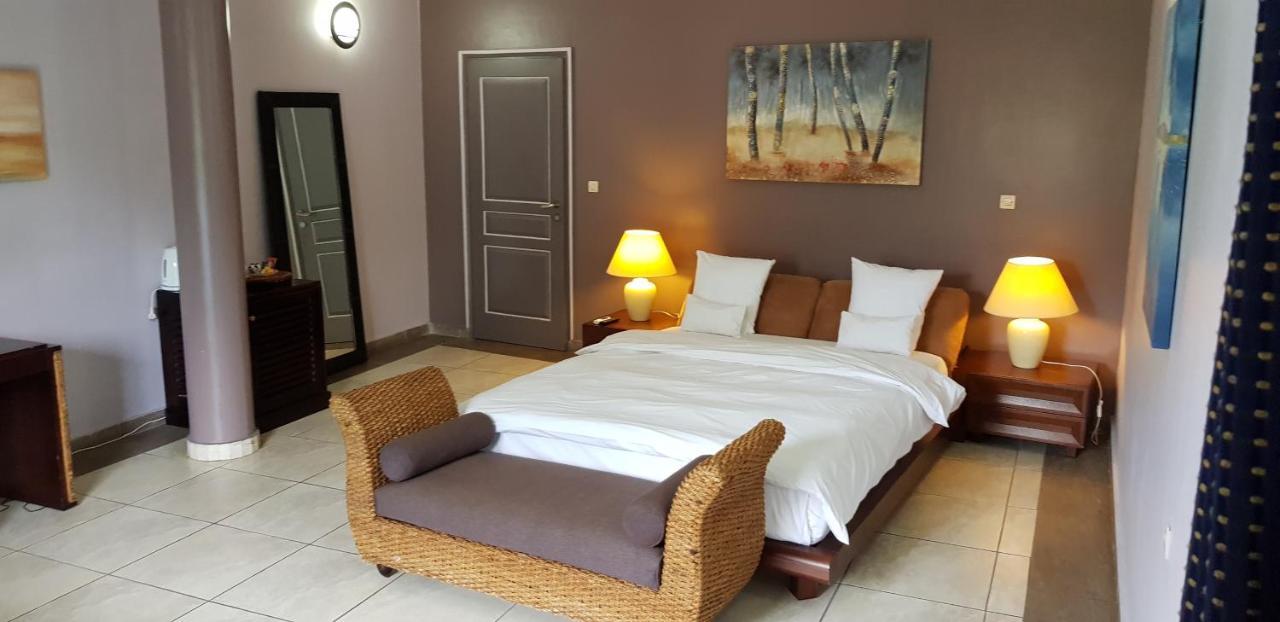 Residence Hoteliere Du Phare Libreville Exterior photo